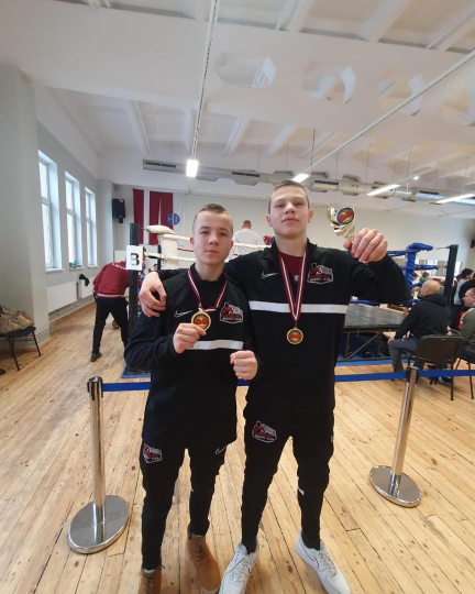 Seeburg Boxing Club puiši gadu noslēdz ar zelta medaļām